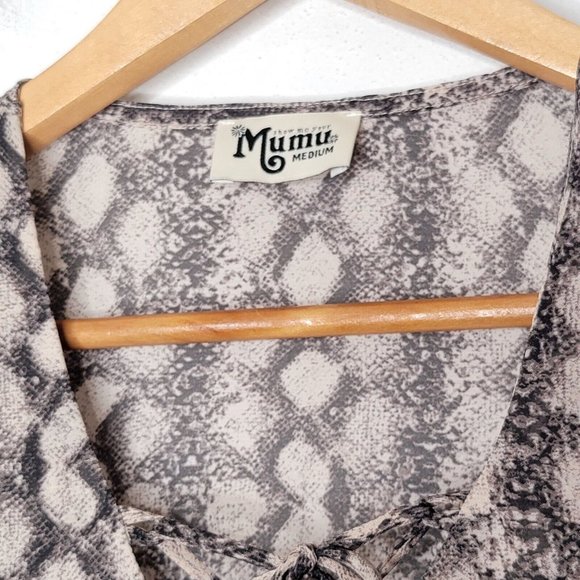 Show Me Your Mumu Medium‎ M Patterned Women's Lace Up Long Bell Sleeve Top - Picture 5 of 6